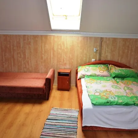 Zenit Apartment